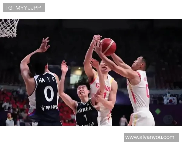 余嘉豪：从青涩少年到篮球场上的璀璨明星之路揭秘